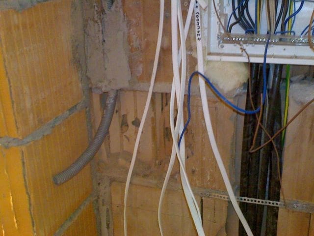 instalacje elektryczne
