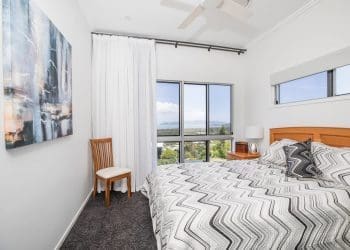 Szyny sufitowe czy karnisze? – czyli jak przeprowadzić perfekcyjną aranżację wnętrz