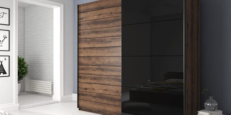 szafy czterodrzwiowe-funkcjonalne i stylowe