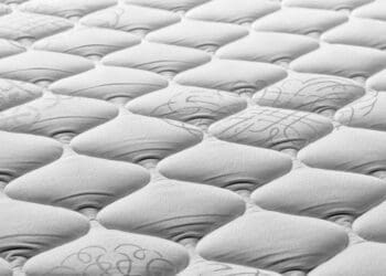 6 pytań, które powinieneś zadać swojemu sprzedawcy materacy