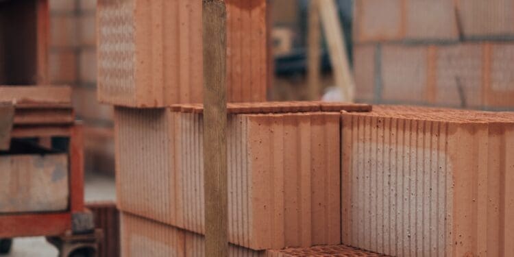 Budowa domu we Wrocławiu i dolnośląskim – kogo wybrać?