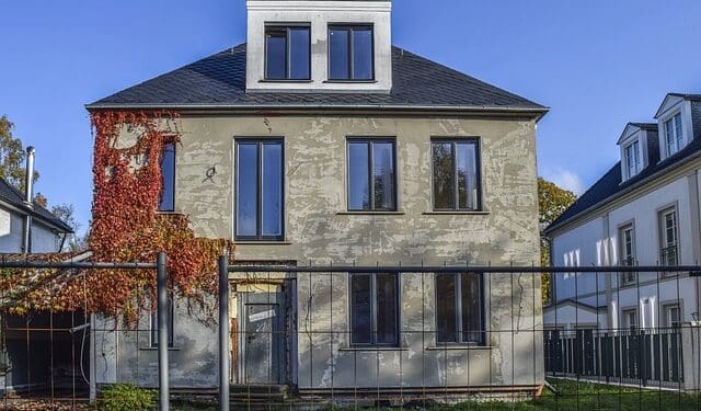 Jak spieniężyć dom do remontu?