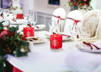 Jakie świece na wesele boho, a jakie w stylu glamour?