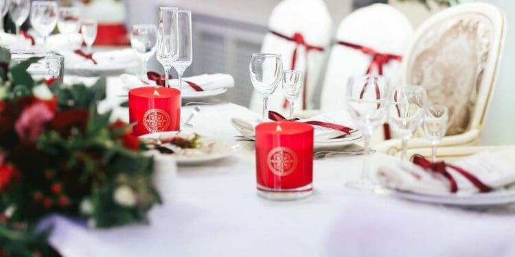 Jakie świece na wesele boho, a jakie w stylu glamour?