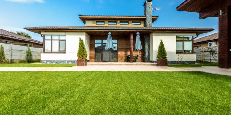 Czy warto inwestować w domy parterowe?