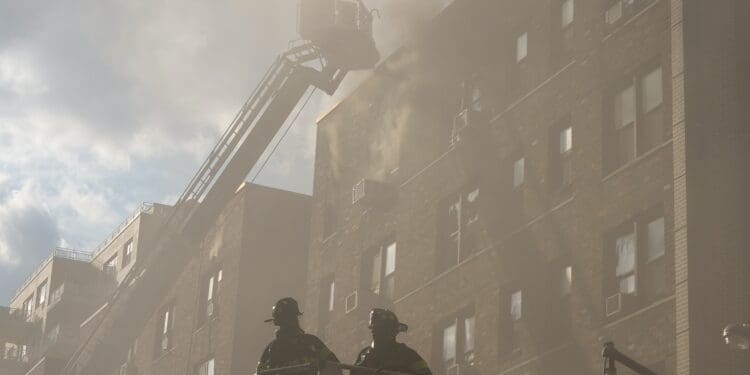 Oddymianie klatki schodowej – co musisz o nim wiedzieć?