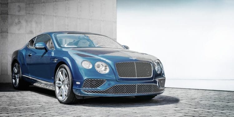 Jak skutecznie wyczyścić kostkę brukową?