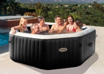 domowe jacuzzi ogrodowe